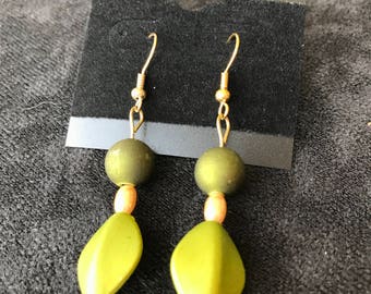 Green Flat with Green Sphere Earrings