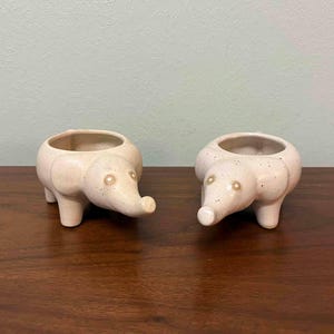 Pair of Vintage David Stewart Lions Valley Stoneware Elephant Pottery Planters