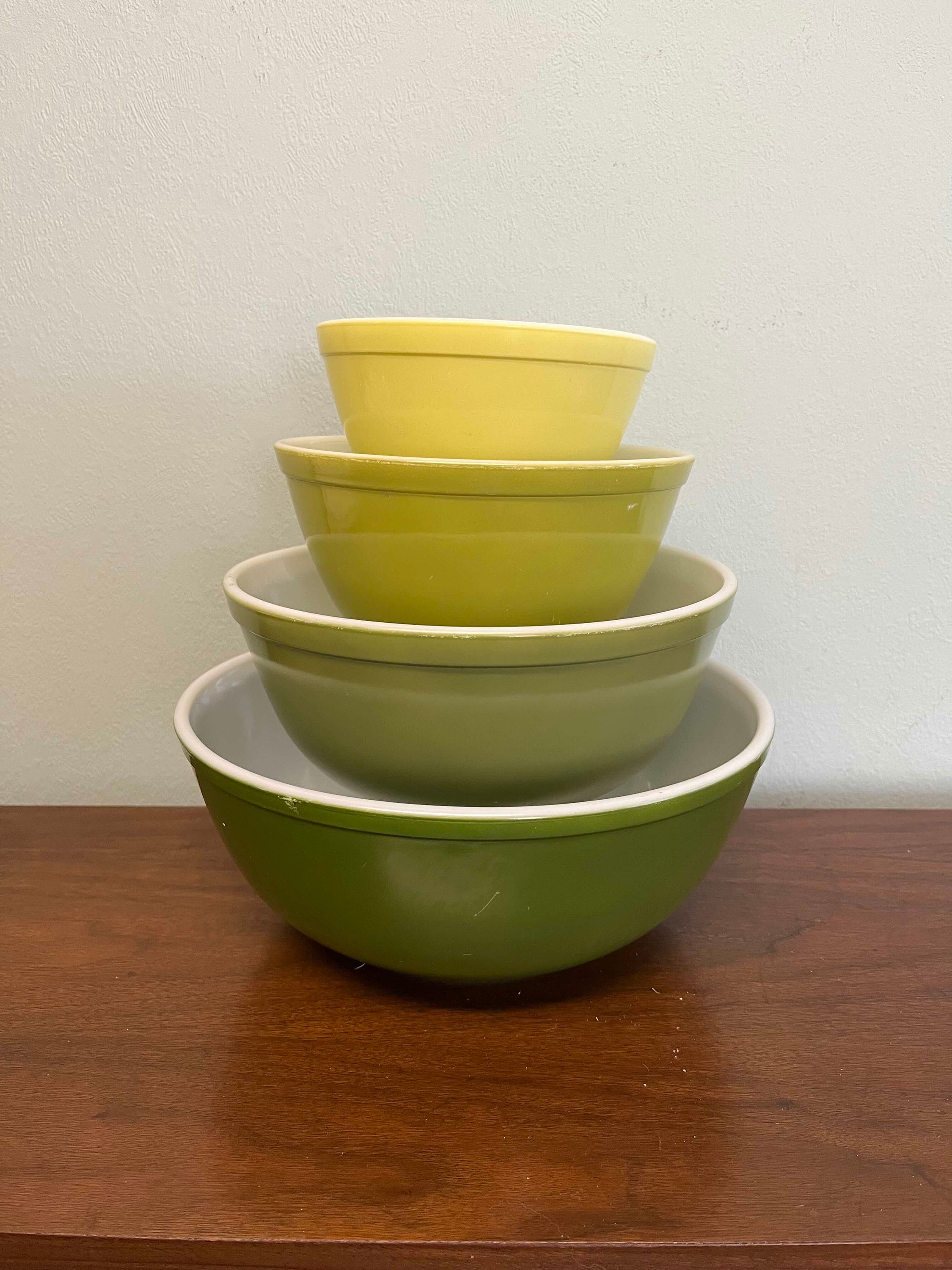 Vintage Pyrex Verde Green Nesting Mixing Bowls Set of