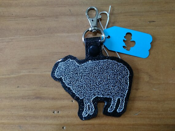 Wooley Jumpers Black /& White Sheep Keychain