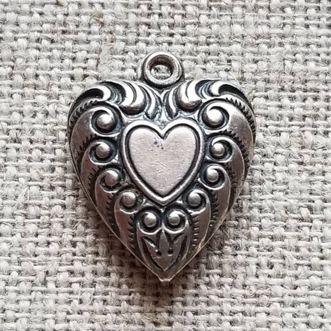 Pendentif Cœur En Jade Épinard Chinois - Monture Argent Sterling 925 - Ancien - Occasion