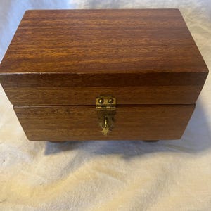 * vintage Jewelry box ୨୧ * 陶器製の小さな パニエ il_fullxfull.2714689590_sep6.jpg