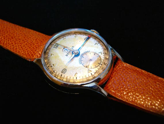 Vintage & Cool 1940's Benrus 'Double Date' Wristw… - image 2