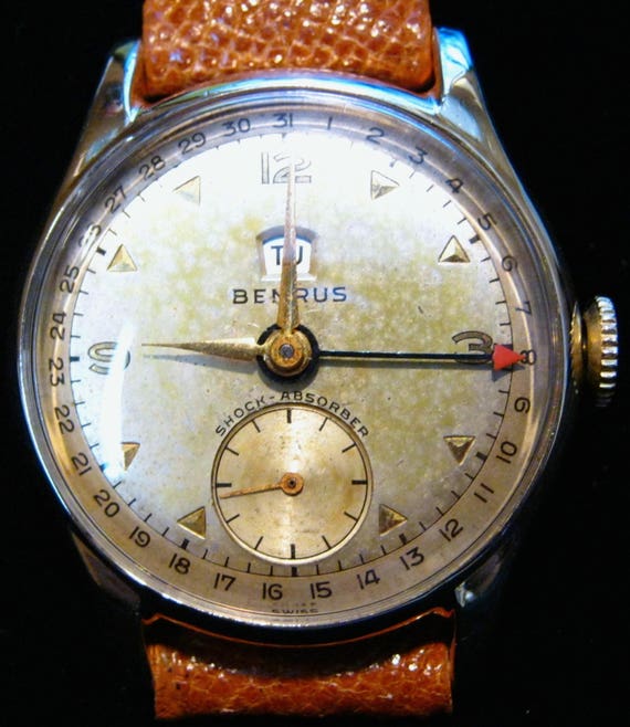 Vintage & Cool 1940's Benrus 'Double Date' Wristw… - image 3