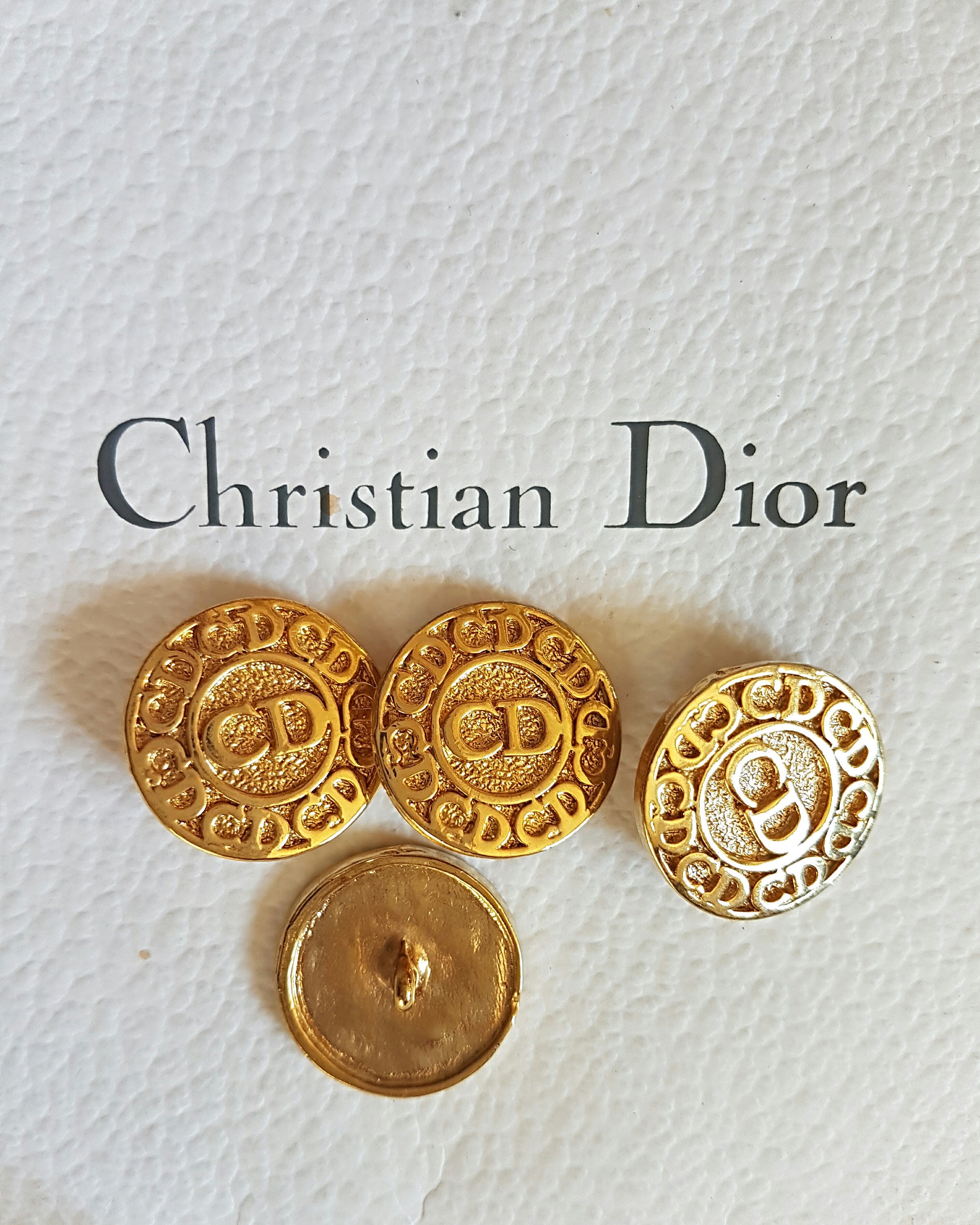 ヴィンテージ Christian Dior オールド ディオール ラペルピン 2025年最新】ラペルピン diorの人気アイテム - メルカリ
