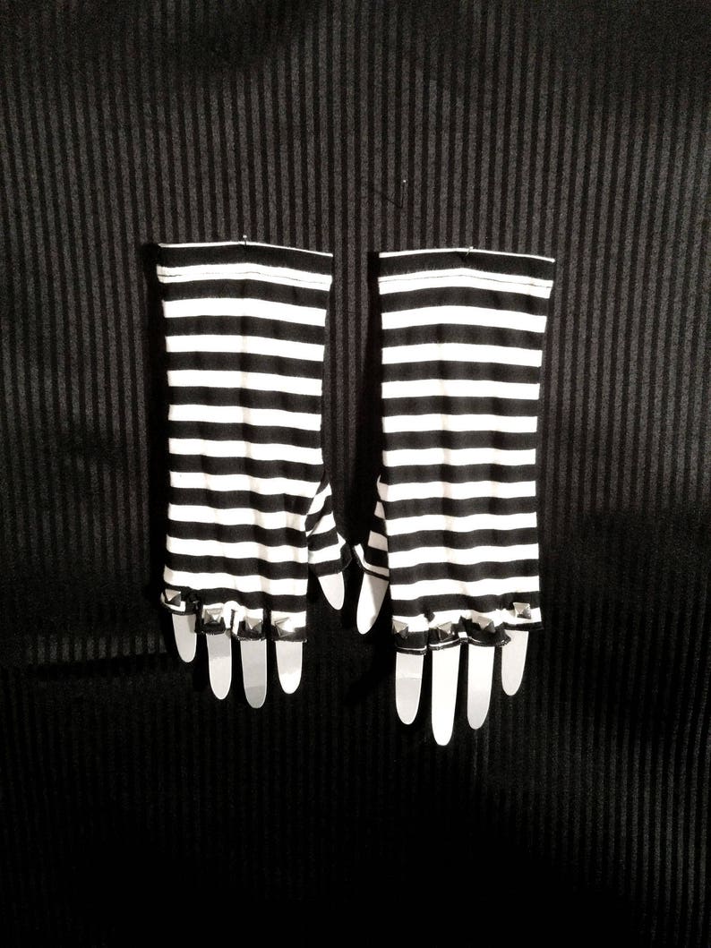 Stud Fingerless Gloves Pair