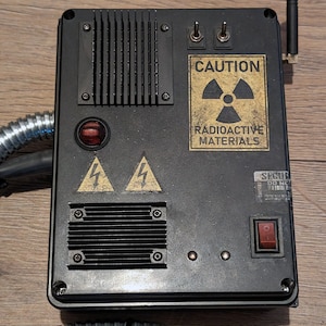 Proton Pack Ladegerät - Ghostbusters Frozen Empire