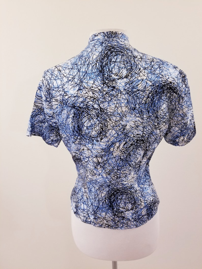 Bow Front Detail 38 Bust 60/'s Does 40/'s Vintage Blue Print Blouse