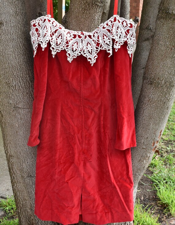 vintage red velvet dress