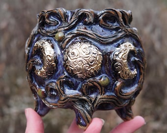 Solstice Forest, Entwine Series Cauldron Mug #11 in Amethyst Sacrament