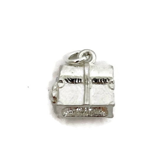 Treasure chest charm. Vintage silver charm for br… - image 4