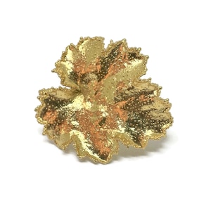Leaf brooch pin. Gold plated leaf brooch.