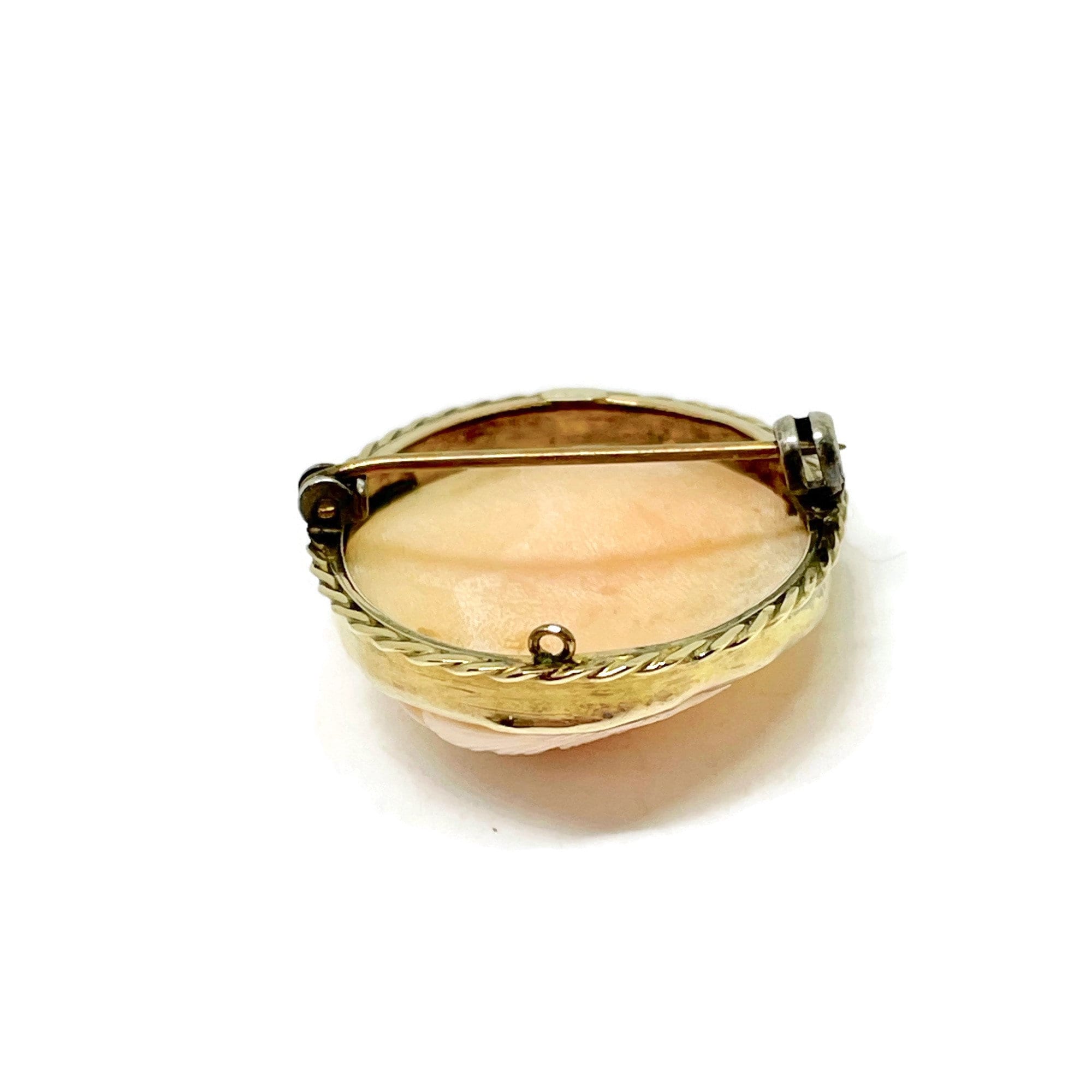 ヴィクトリアンカメオのブローチです。 9Kゴールドのフレームに