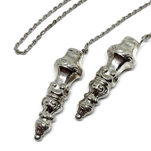 Silver knitting needle guards with an anchor link chain 140 cm. Hallmarked Dutch sword 835 silver