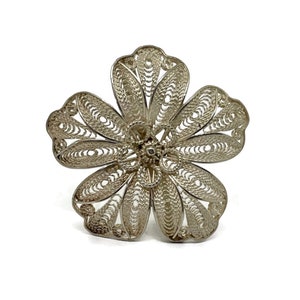 Filigree silver Flower brooch pin. Hallmarked Portugal silver.