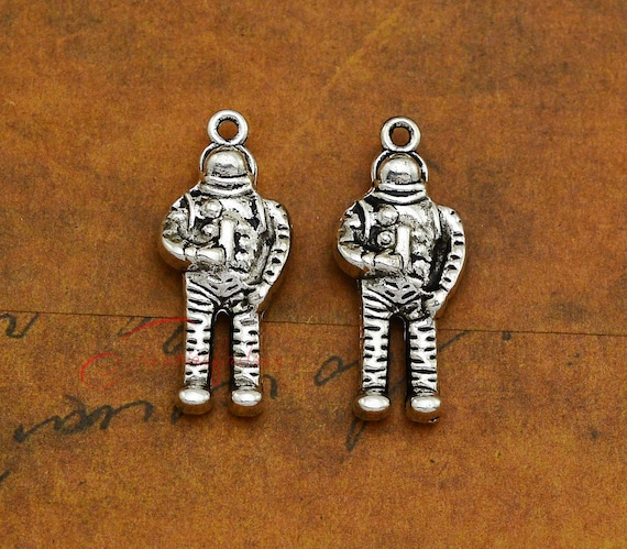 6 Letter U charms antique silver tone
