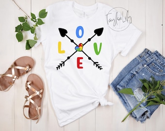 Camiseta de amor de autismo, camiseta de corazón de autismo, camiseta de autismo, mes de concientización sobre el autismo, apoyo para el autismo, en el espectro, conciencia de ASD, símbolo de autismo