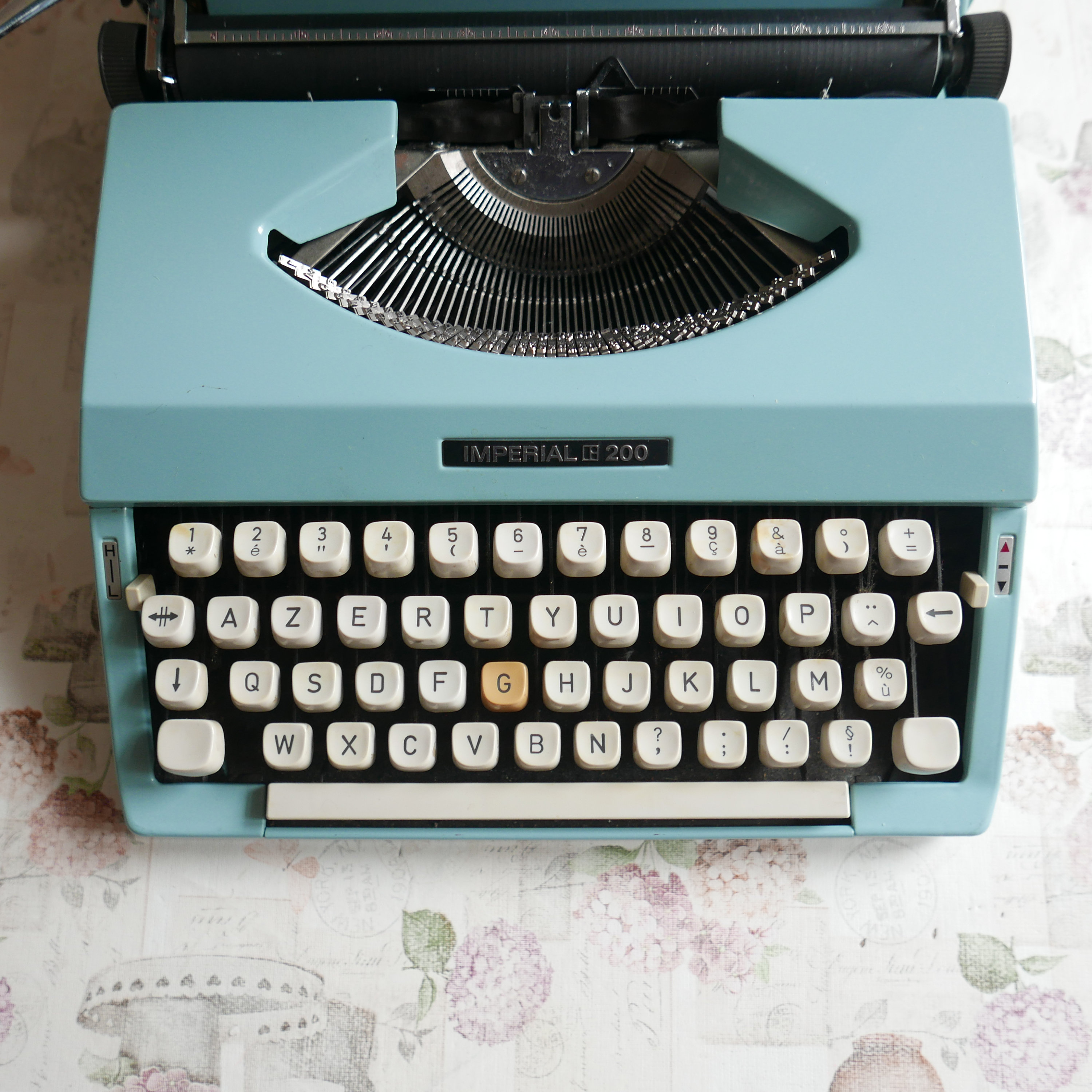 完動品 200 ロイヤルタイプライター パステルカラー 完動品 200