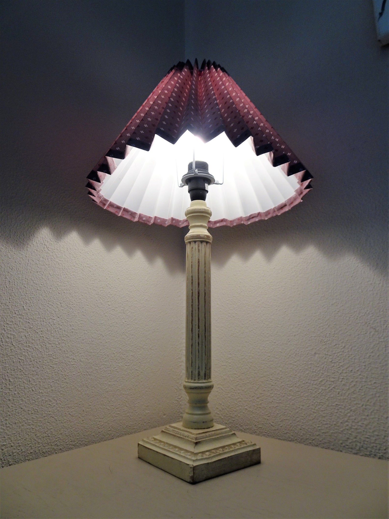 Vintage Table Lamp From the 80s Ivory Colored Wood and Lilac Etsy