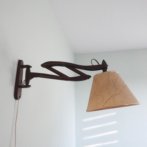 Vintage Teakholz-Scherenlampe Harmonicalamp Wandleuchte im Mid-Century-Design der 1970er Jahre