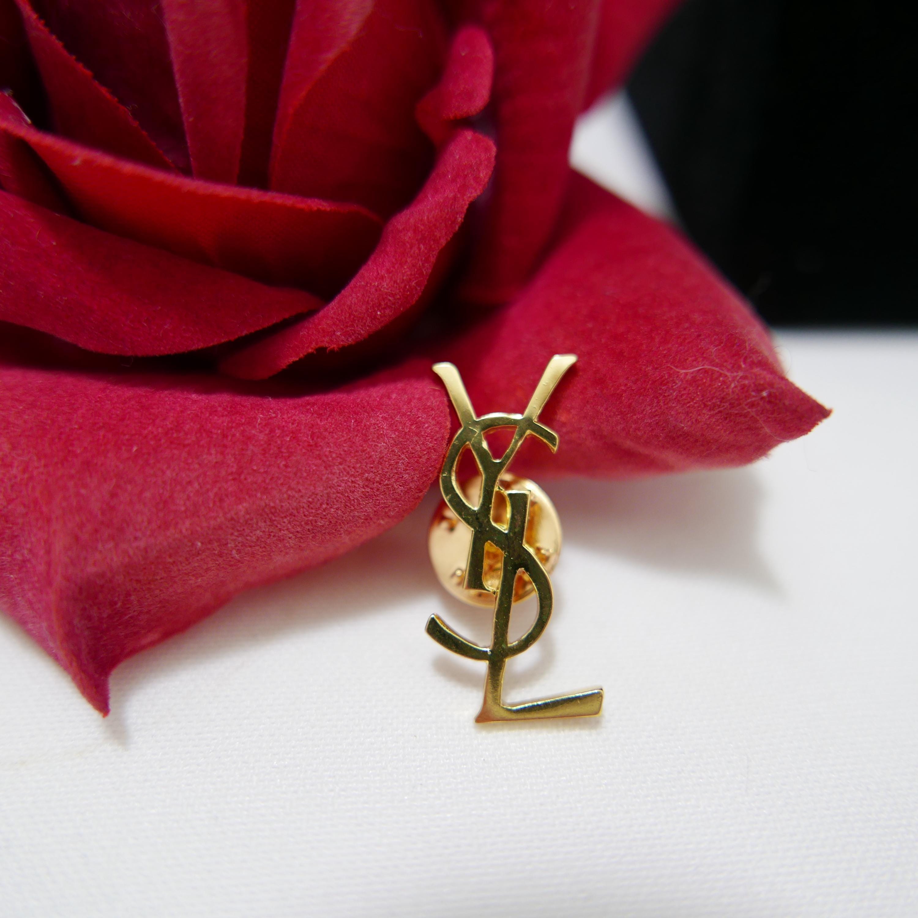 【送関込】Saint Laurent☆YSL Brooche Pin YVES SAINT LAURENT YSL Brooch Gold Plated Logo Pin Brooch