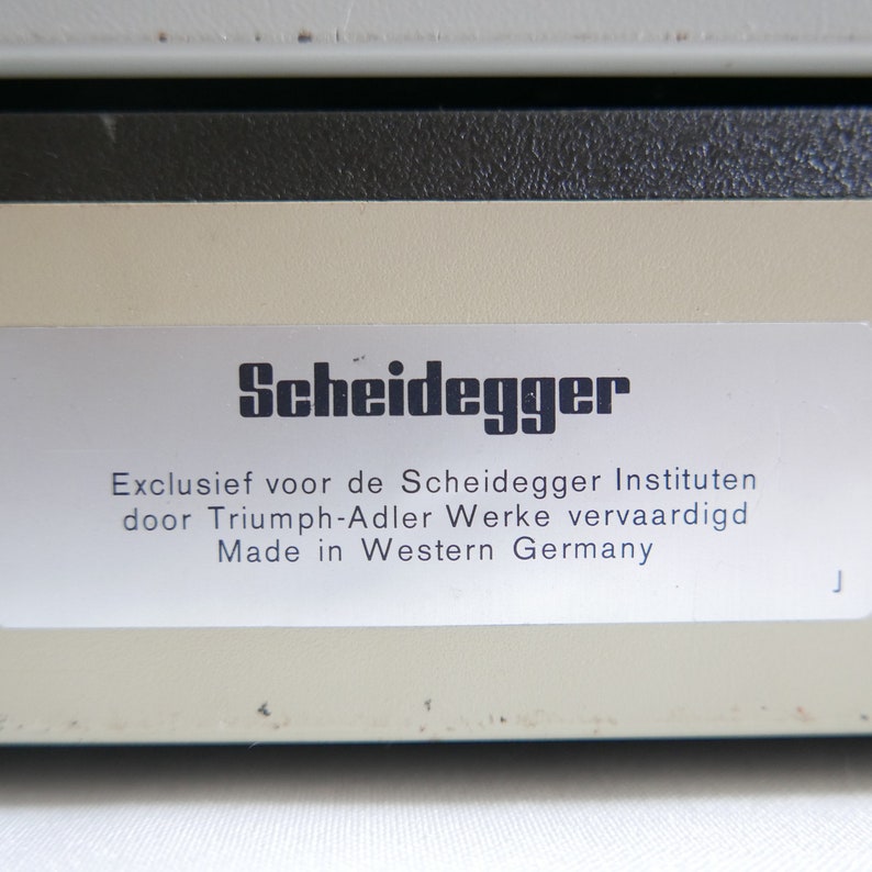 Triumpf Adler Sheidegger Germany Mechanical Typewriter in Beige with case 1960s image 9