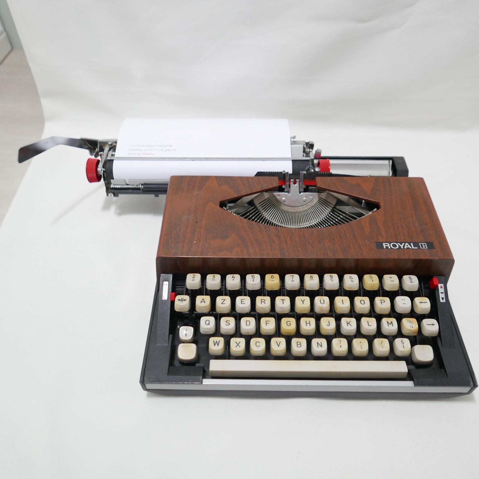 Royal 240 タイプライター - 木製機械式タイプライター - 1970年代 