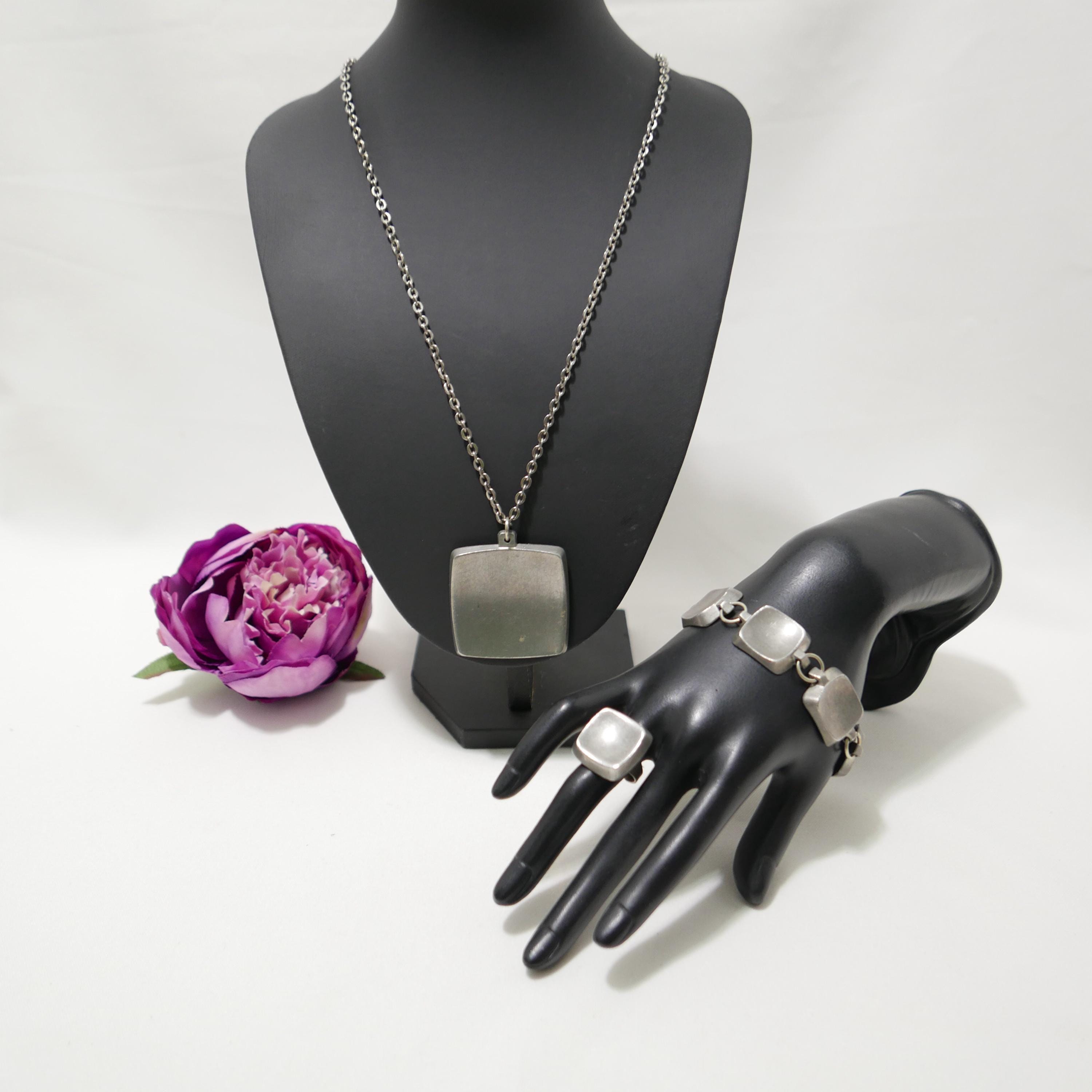 KEYRING HEART レザーストラップ付き I Georg Jensen