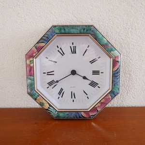 Vintage Wall Clock - Junghans Germany - 1980s Design - Wood with flower decor Design clock