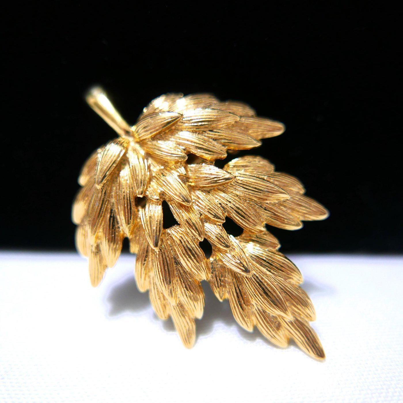 Napier Leaf Brooch Pin - Mid-century Modern 1960s Signed  display picture 3