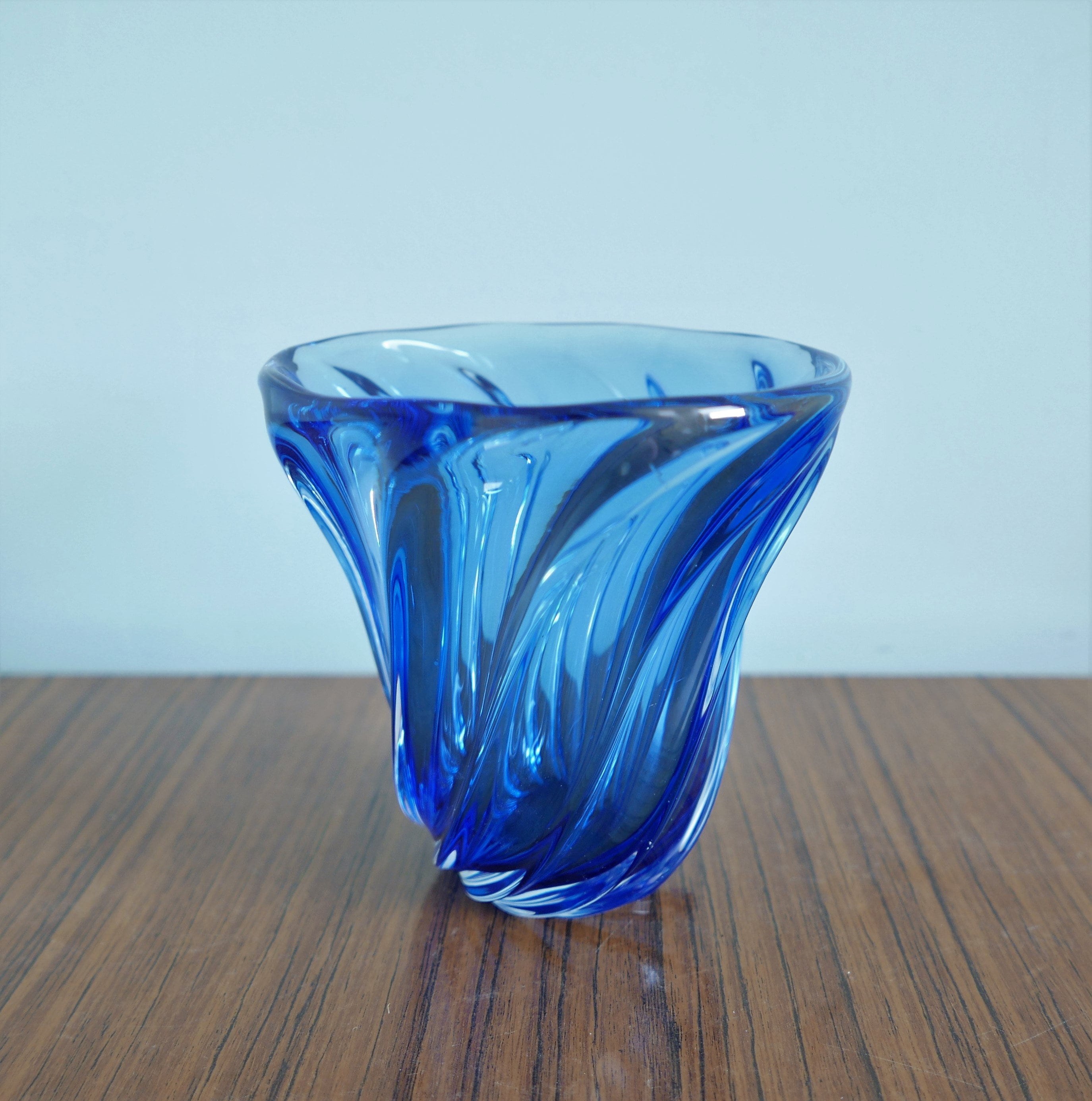 ヴァル・サン・ランベール ブルークリスタルの花瓶 - 1950/70 - VSL