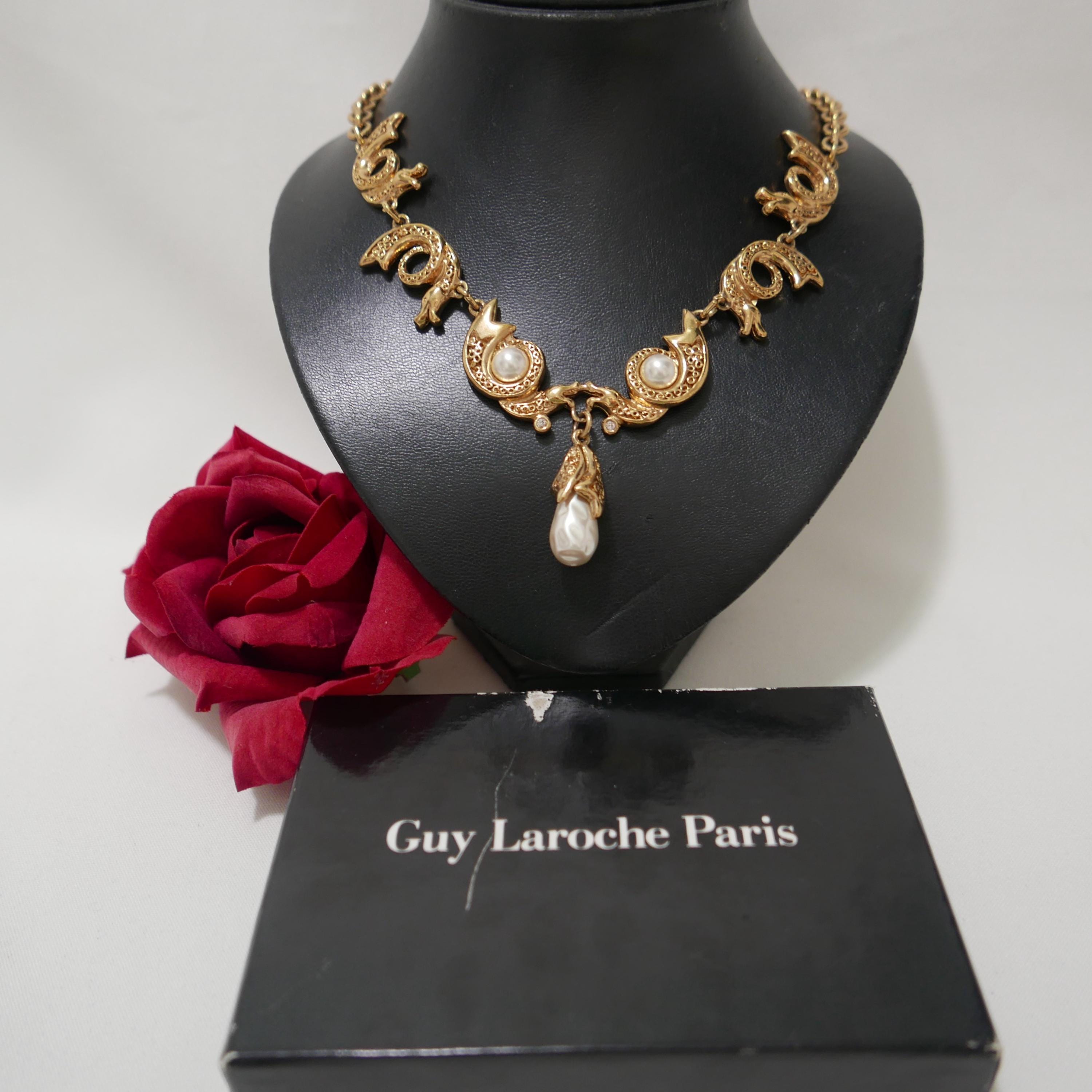 Guy Laroche Pendant - Etsy