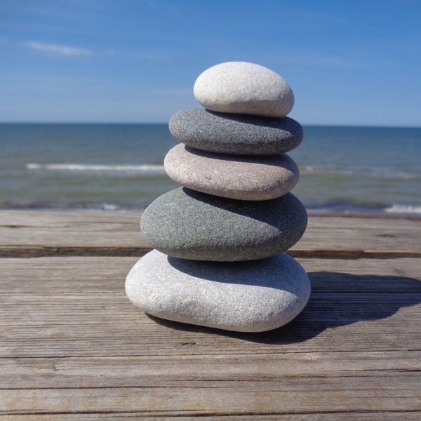 Set of 5 shaped balancing Stones-Stack height 3.5"/90 mm- Pebbles-Balancing Stones- Rock Cairn-Meditation Stones - Zen Stones #53A