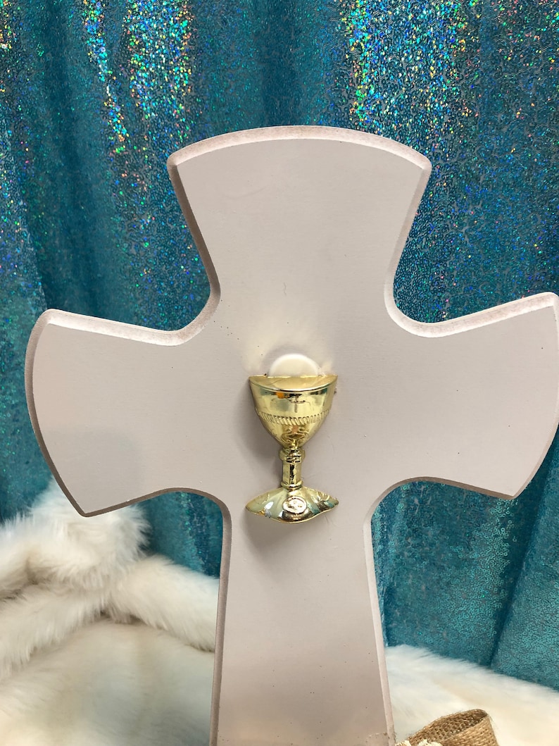 Cross communion center pieces