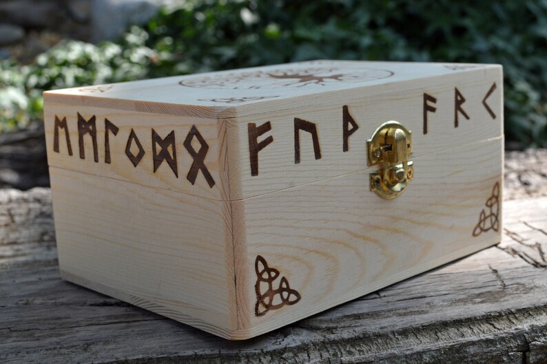 Tree of Life | Runes | Celtic Pine Wood Box | 4