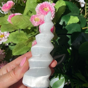 Selenit Spirale / Natürlicher polierter Selenit / Selenit Einhorn Horn / Wirbel / Metaphysischer Schutz & Reinigung / Manifestation / Chakra