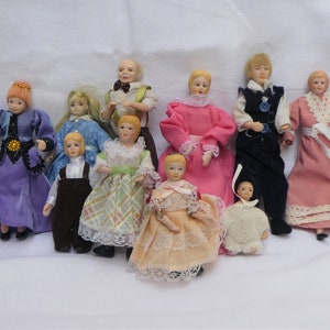 Porcelain Characters to Dress Up