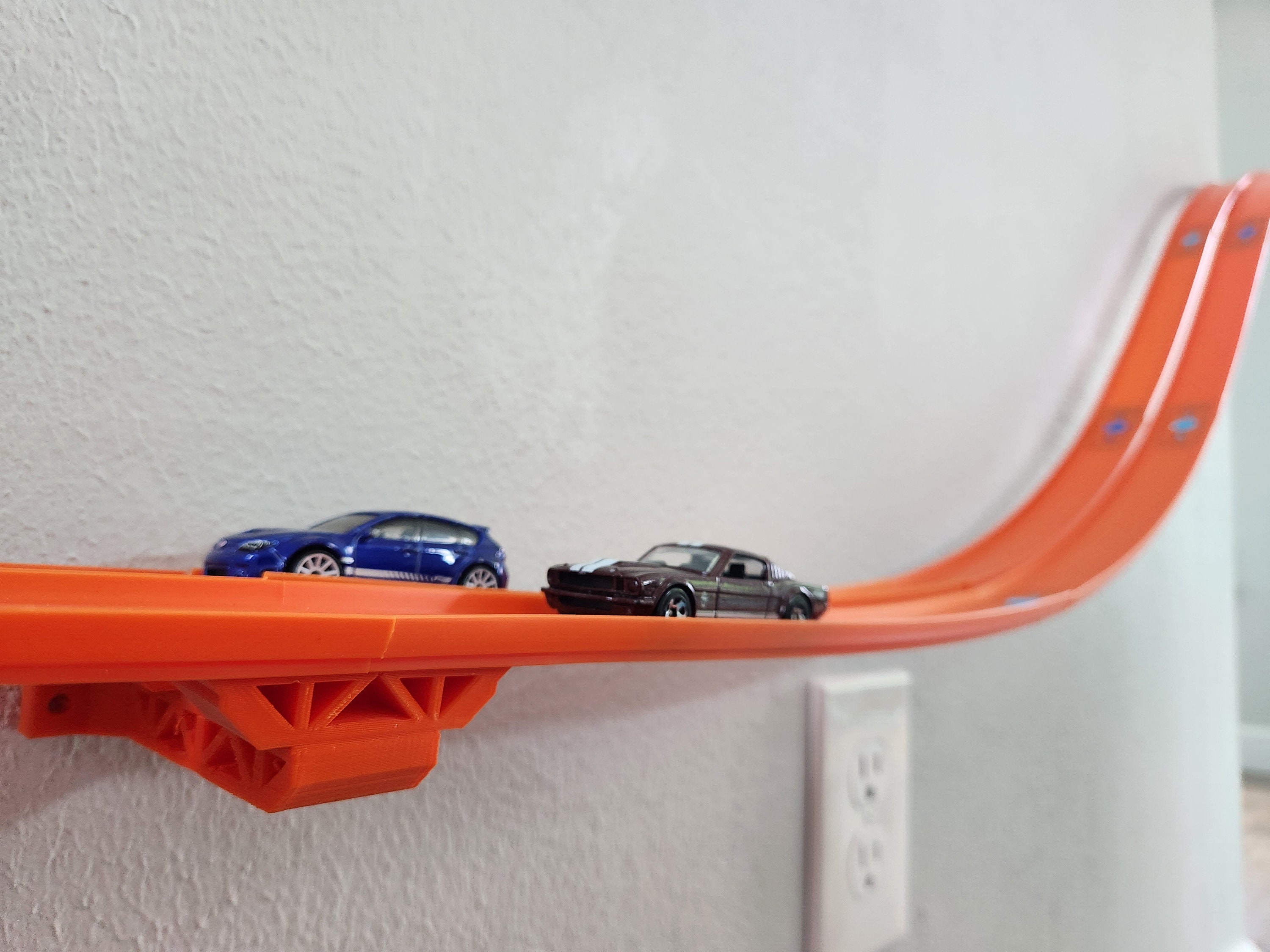 Custom built playroom walls with hot wheels track, image size:3000x2250