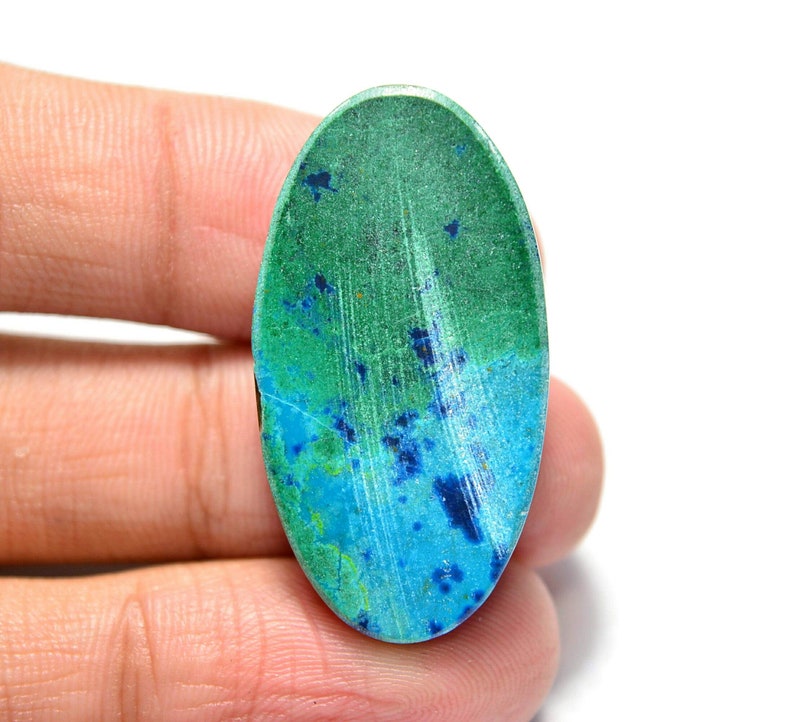 Azurite Cabochon.. Top Peruvian Azurite Chrysocolla Shattuckite Cabochon. Oval Cabochon...37x19x6 mm..40 Cts...#G2010