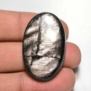 Hyperstheen cabochon... Ovale cabochon... 36x23x6mm... 53Cts...#i6832
