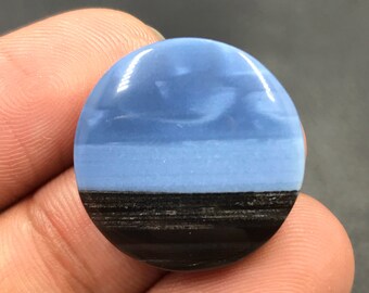 Cabochon bleu opale...Cabochon rond...22x5 mm...20 carats...A#M4851