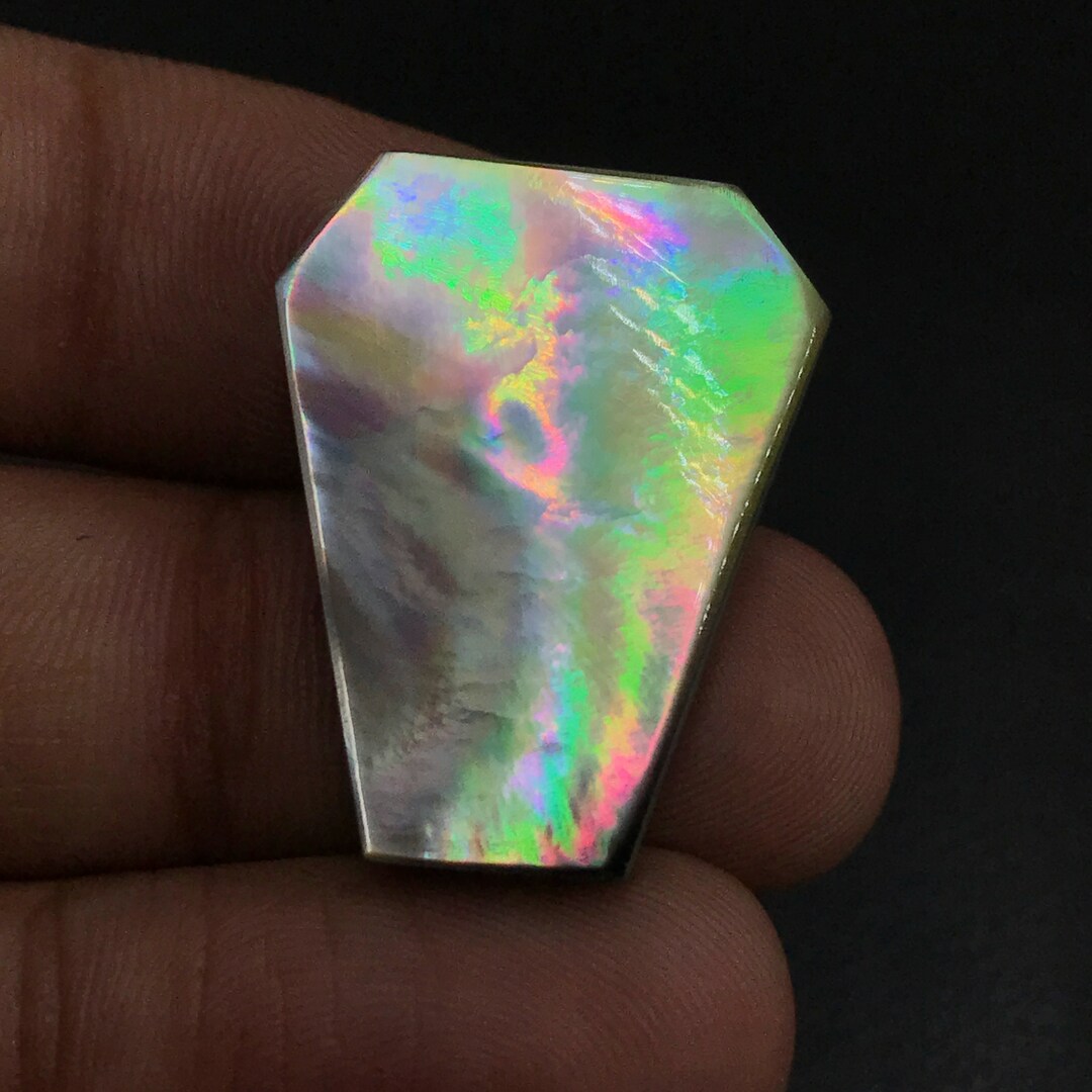 Tahitian Black Mother of Pearl Cabochon...coffin Cabochon...26x20x6 Mm ...