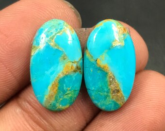 Mohave Türkis Paar Cabochon...Ovaler Cabochon...18x10x4 mm...10 Cts...A#M5055