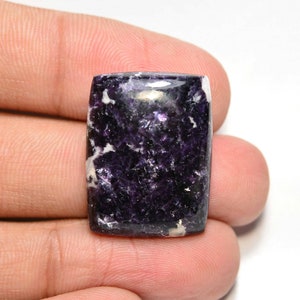Cabochon en lépidolite lilas... Coussin Cabochon...24x18x6mm..28Cts...#H3509