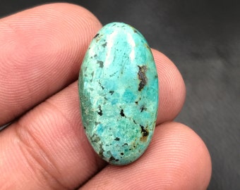 Afrikaanse turquoise cabochon... Ovale cabochon... 23x13x5 mm... 11 Cts... A#M2217