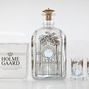 Holmegaard - Lovely Christmas glass bottle and 2 aquavit glasses - Made in Denmark.