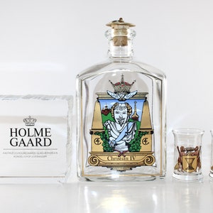 Holmegaard - VERY RARE  - Lovely vintage glass bottle and 2 aquavit glasses  - Royal line  - Made in Denmark 1990.