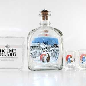 Holmegaard - Lovely vintage Christmas glass bottle and 2 aquavit glasses  -  Designed by Michael Bang - Made in Denmark 1990.