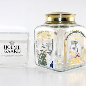 Holmegaard - Lovely cookie glass jar with a Christmas tree  - IN ORGINAL BOX - Designed  in Denmark.