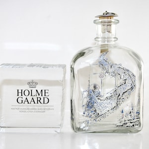 Holmegaard - Lovely vintage glass bottle with H.C. Andersen motiv  - Snow Queen - Made in Denmark 1987.